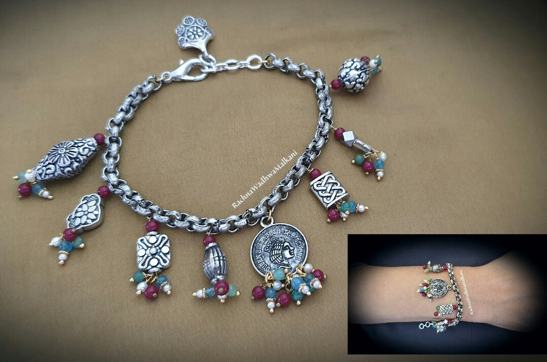 Bracelets - Charm Bracelet in Oxidized Silver Finish